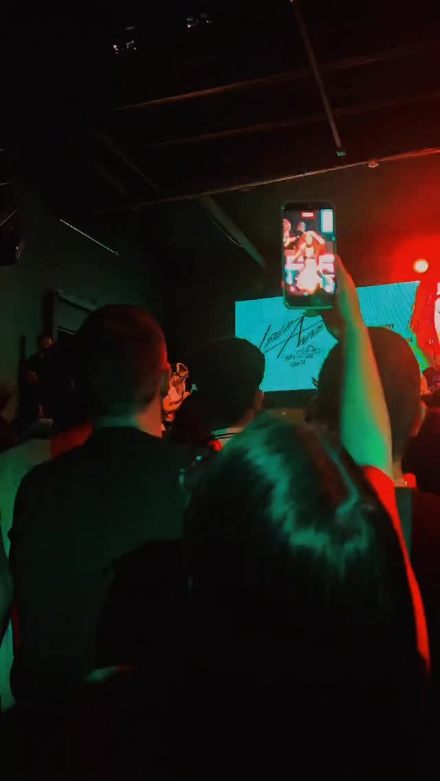 sempre na luta pra ver uma diva pop 😮‍💨

#concertpeople