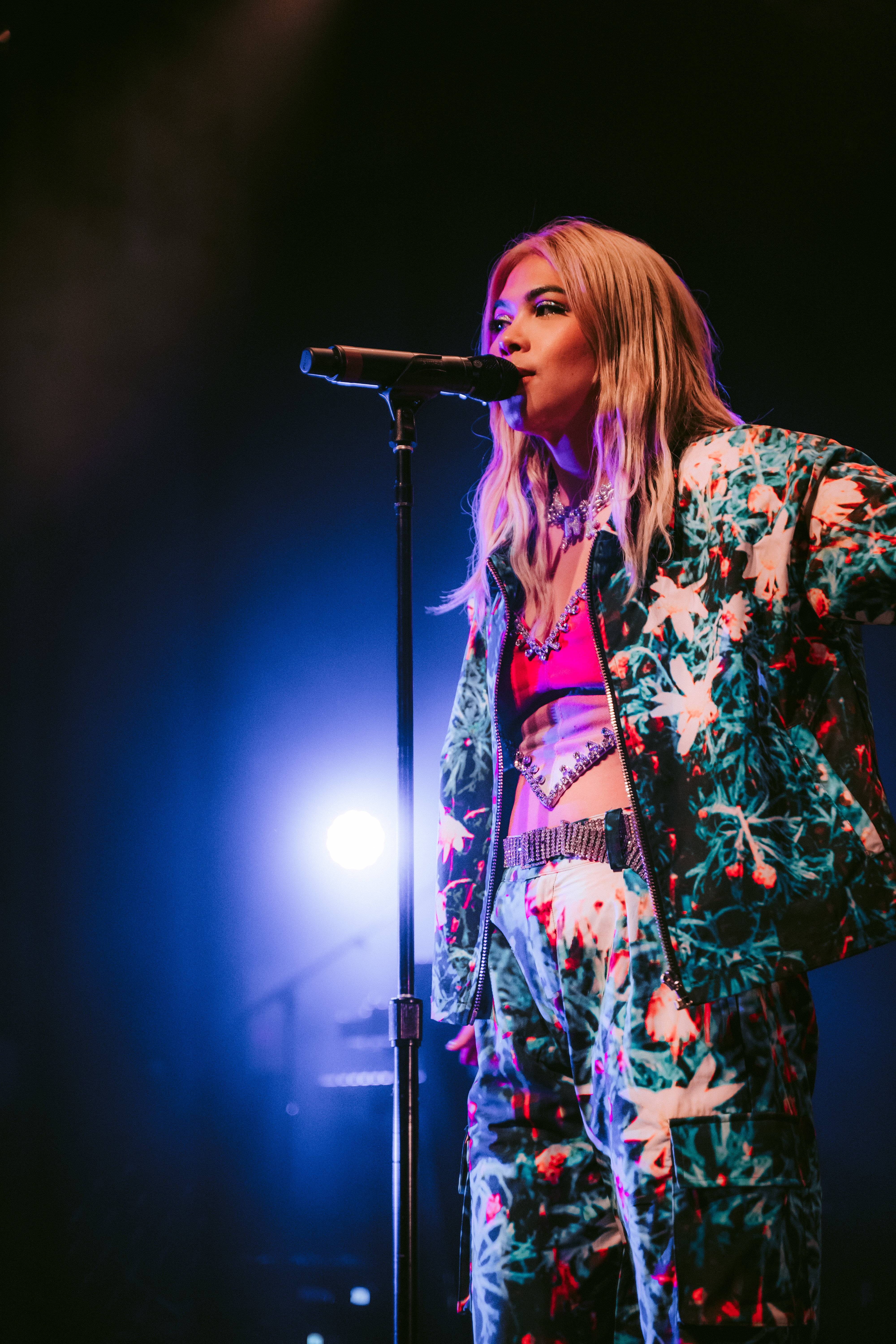 Hayley_Kiyoko_por_Gabriele_Montresol (12)