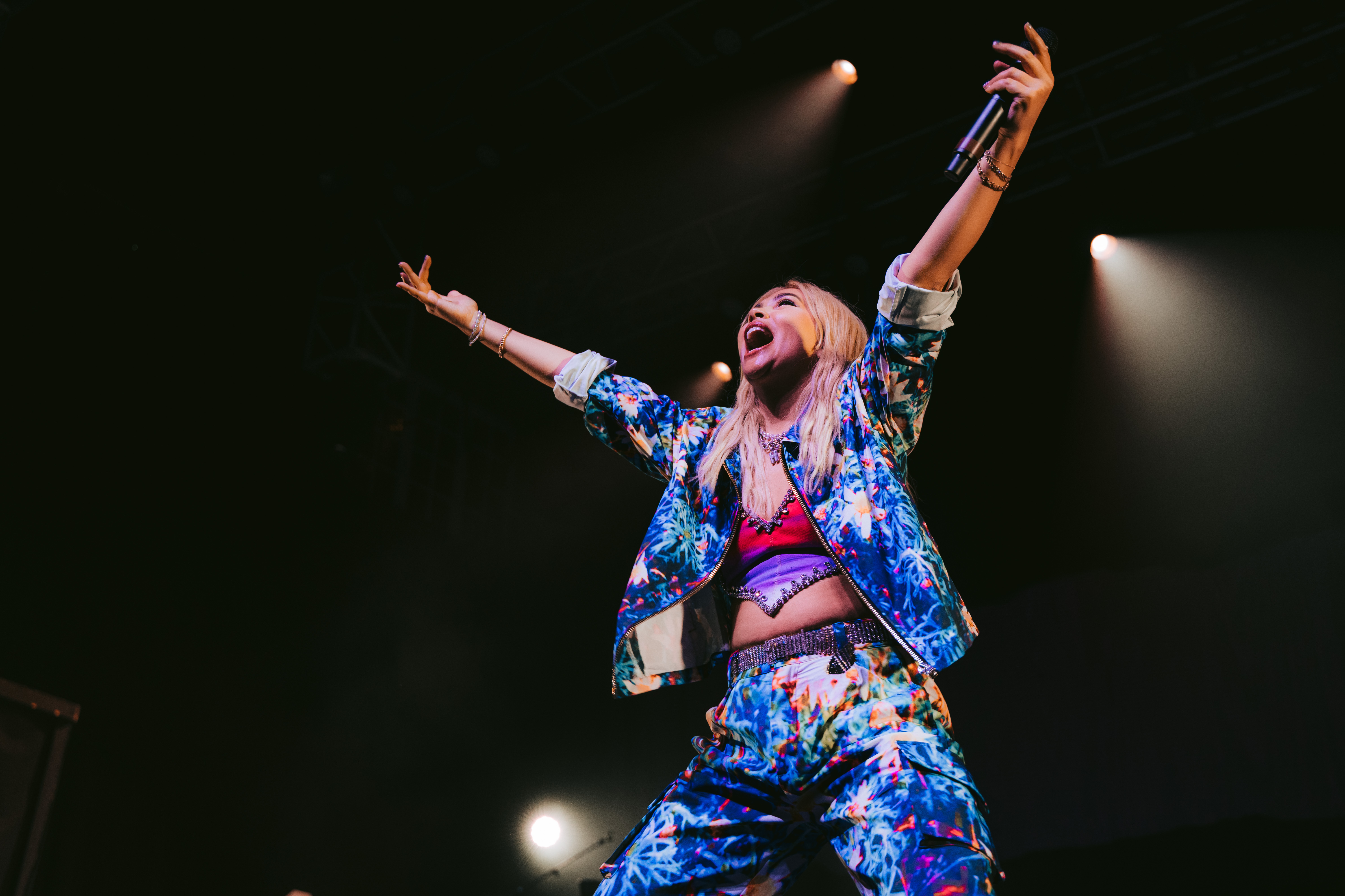 Hayley_Kiyoko_por_Gabriele_Montresol (29)