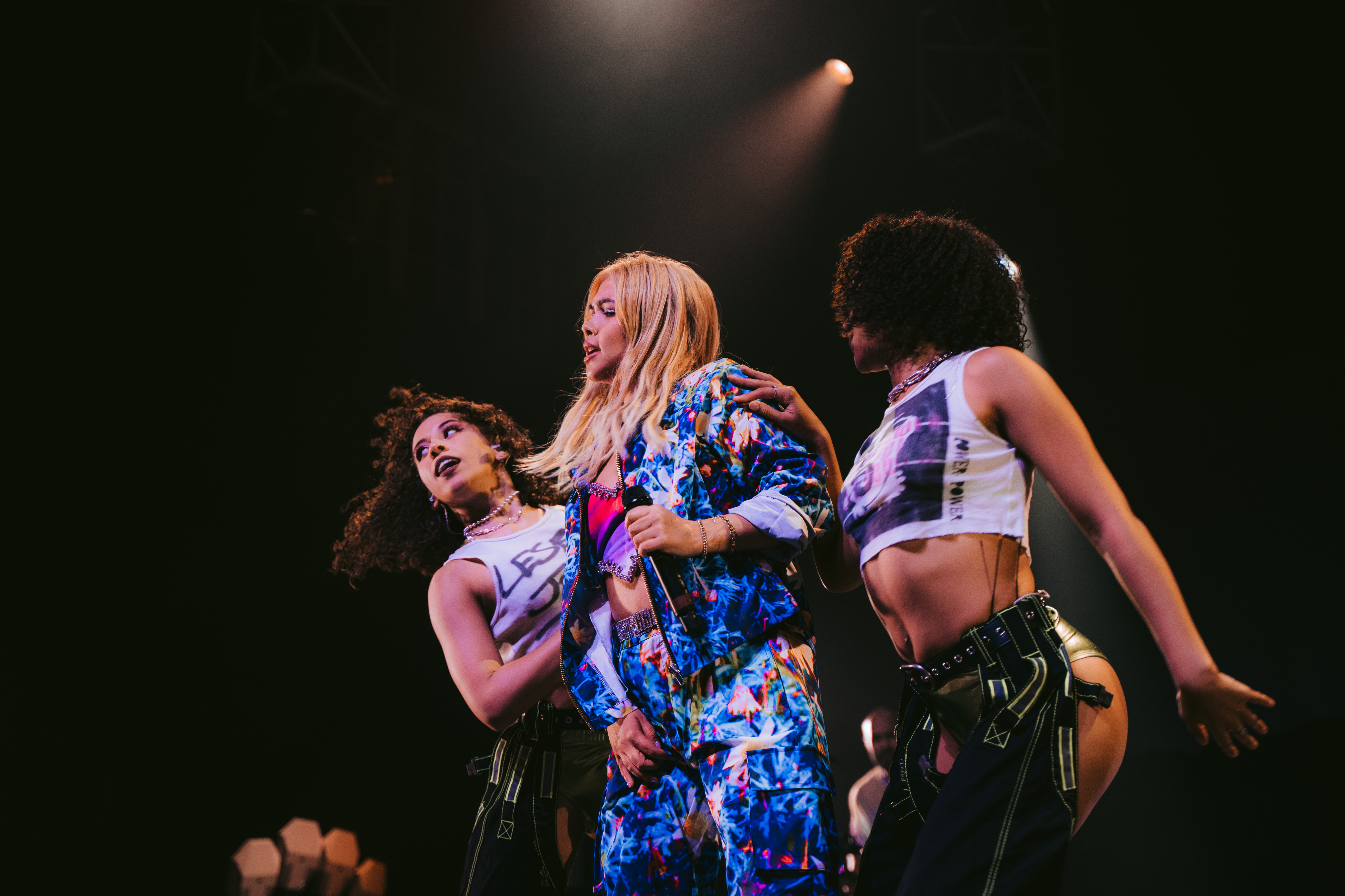 Hayley_Kiyoko_por_Gabriele_Montresol (31)