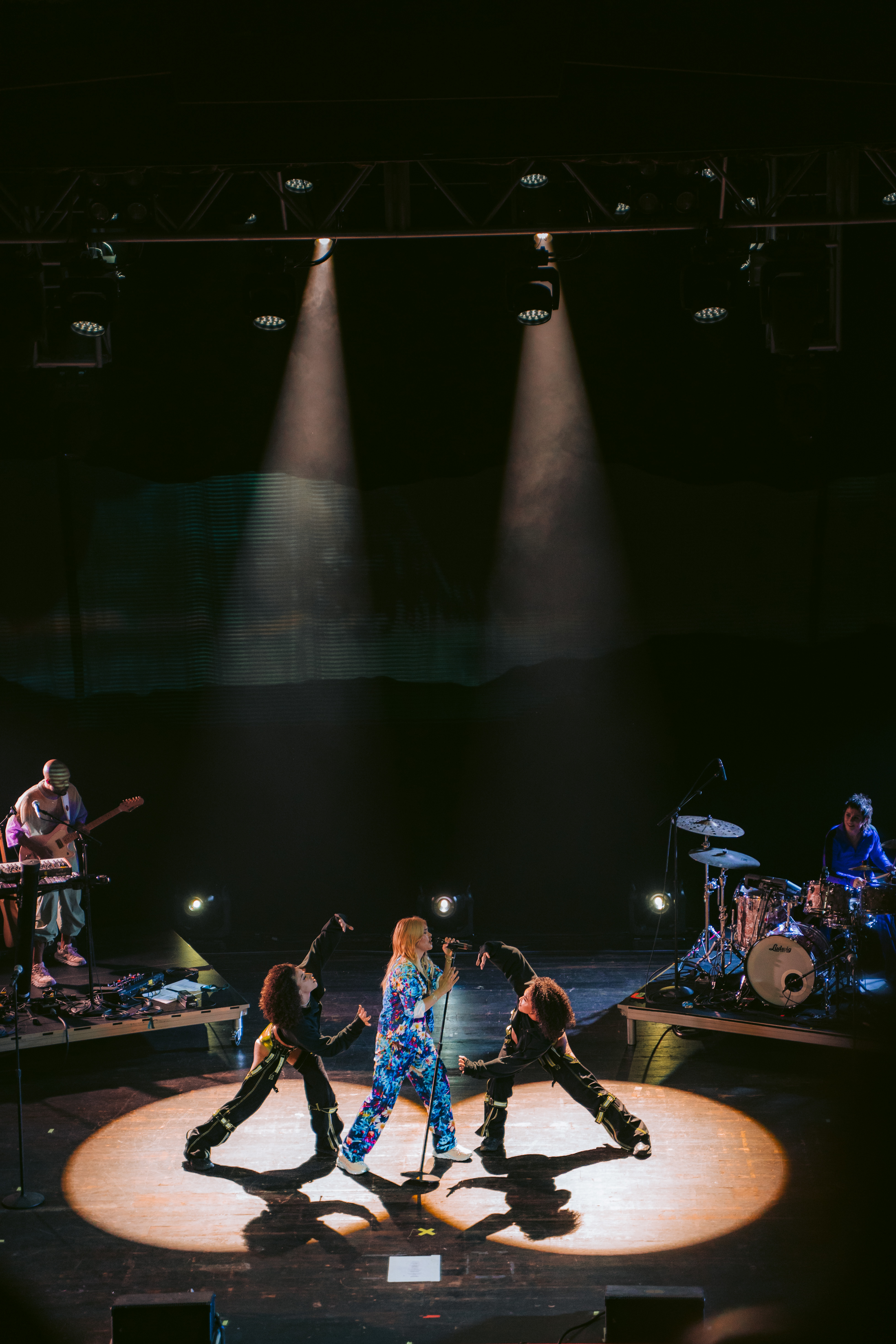Hayley_Kiyoko_por_Gabriele_Montresol (42)
