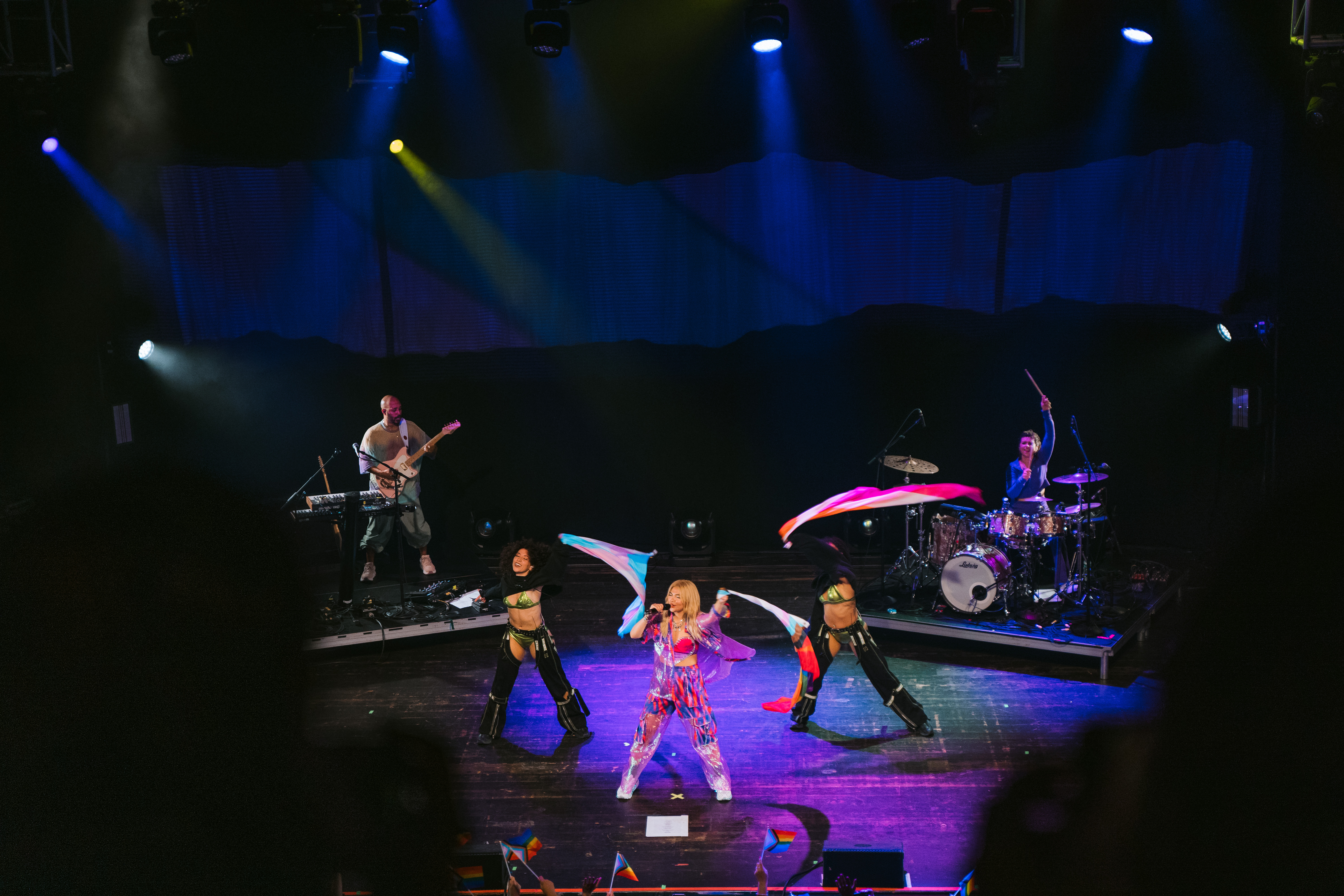 Hayley_Kiyoko_por_Gabriele_Montresol (46)