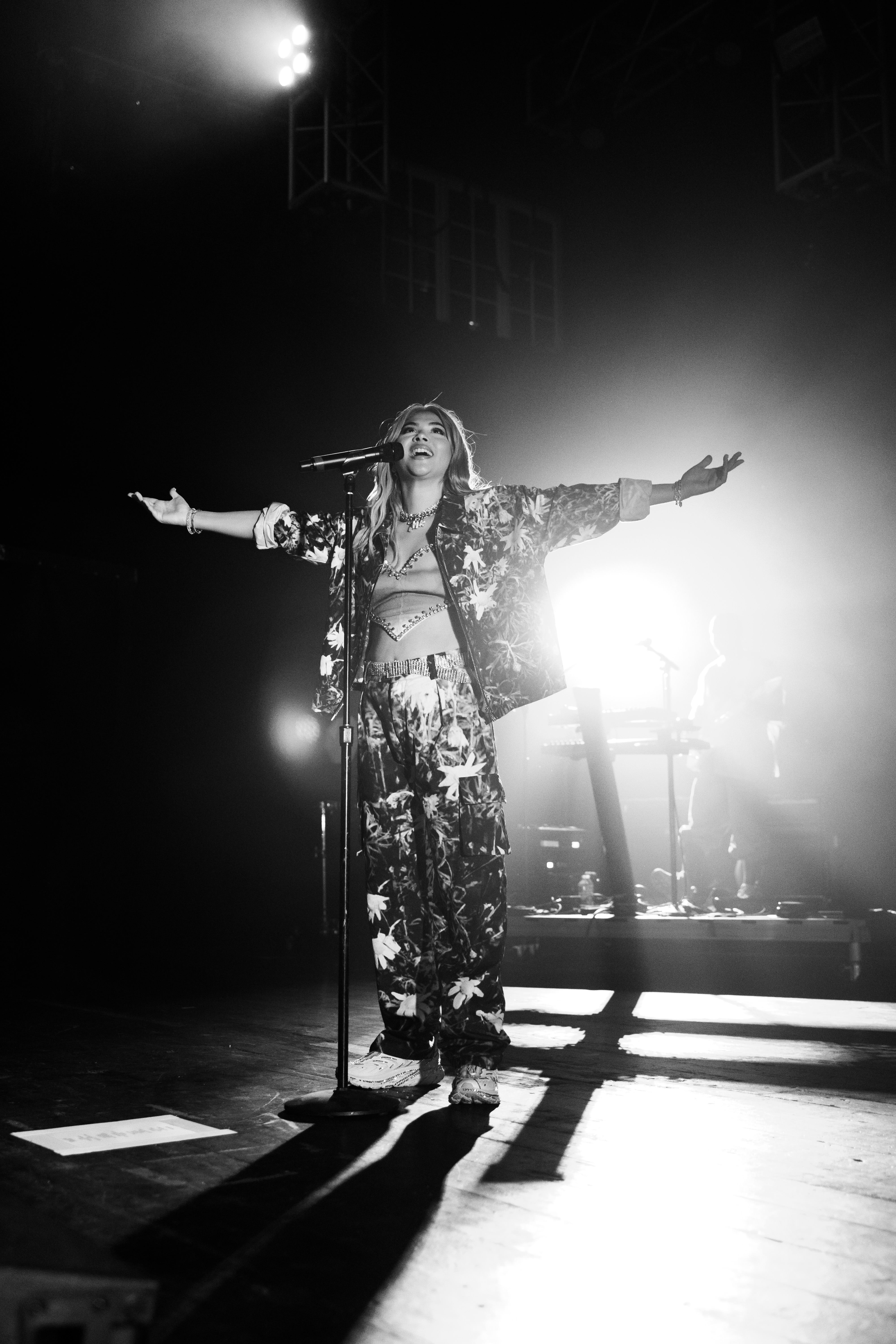 Hayley_Kiyoko_por_Gabriele_Montresol (7)