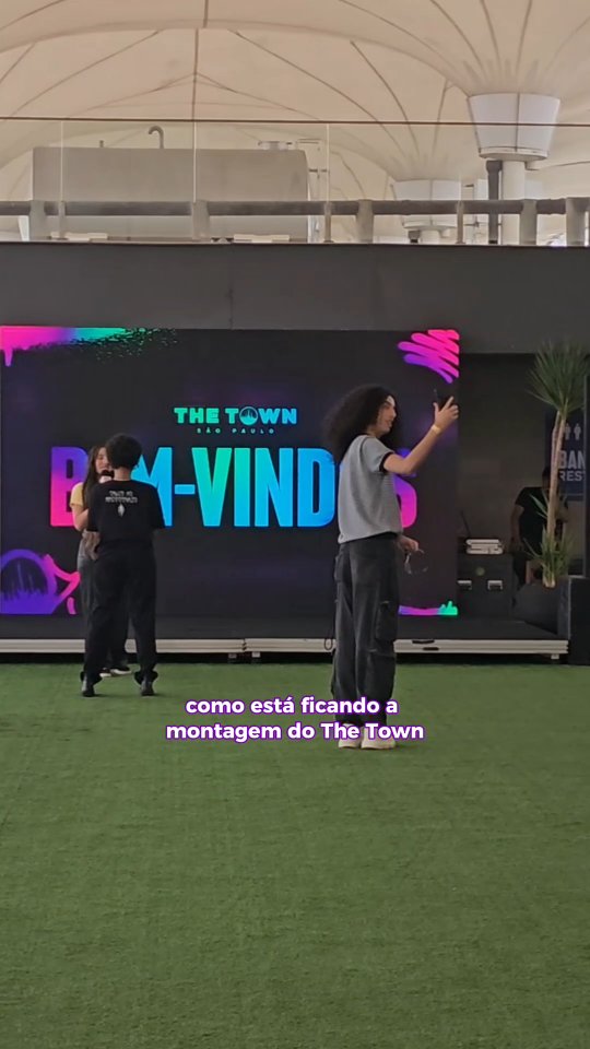 Faltando menos de 15 dias para o The Town, voltamos no Autódromo de Interlagos para conferir as novidades do Palco Quebrada e do Palco The One.
Além disso, tivemos a chance de ouvir Eh Noiz Ki Tá, mais novo álbum do MC Hariel, em primeira mão e tirar alguns spoilers sobre sua apresentação no festival.
Confira a matéria completa no www.weinthecrowd.com 💜🤘
#thetown