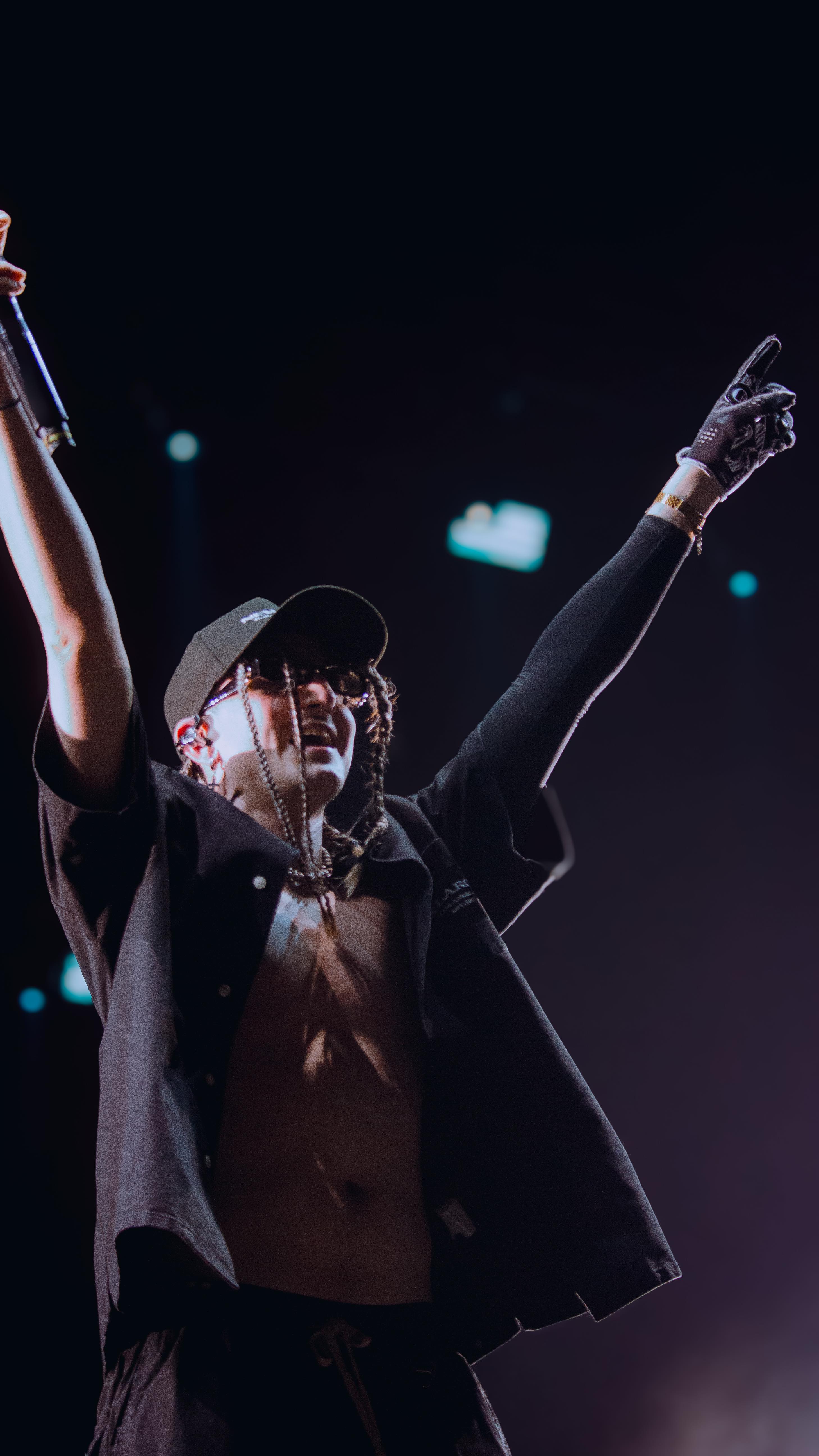 ouvindo ao vivo o que ouvíamos quando tínhamos 15 anos, junto com uma nova galera de 15 🫶

música em todas gerações!!!!

#concertpeople #chaseatlantic