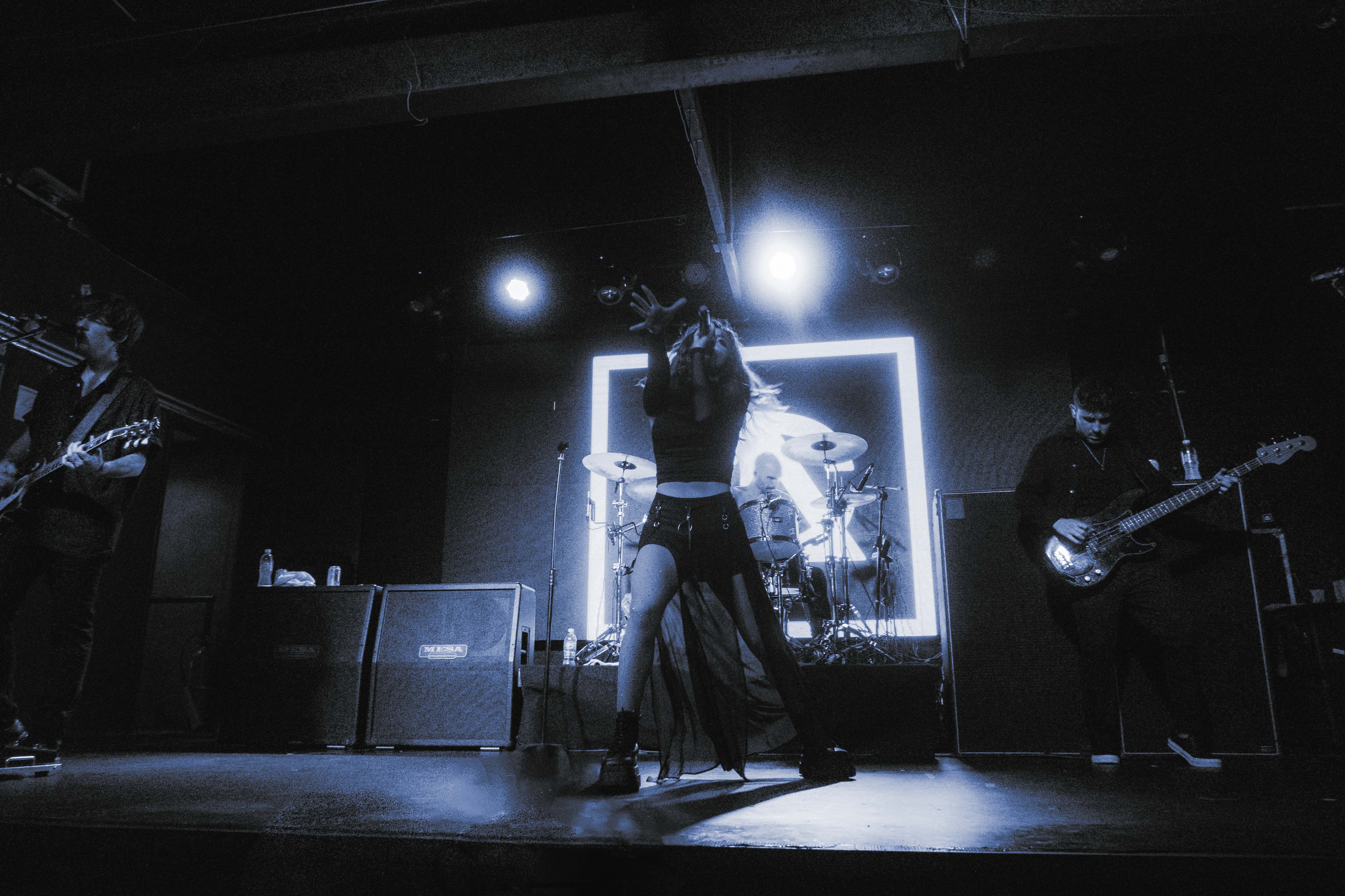 AgainstTheCurrent_por_Carol_Marins-33