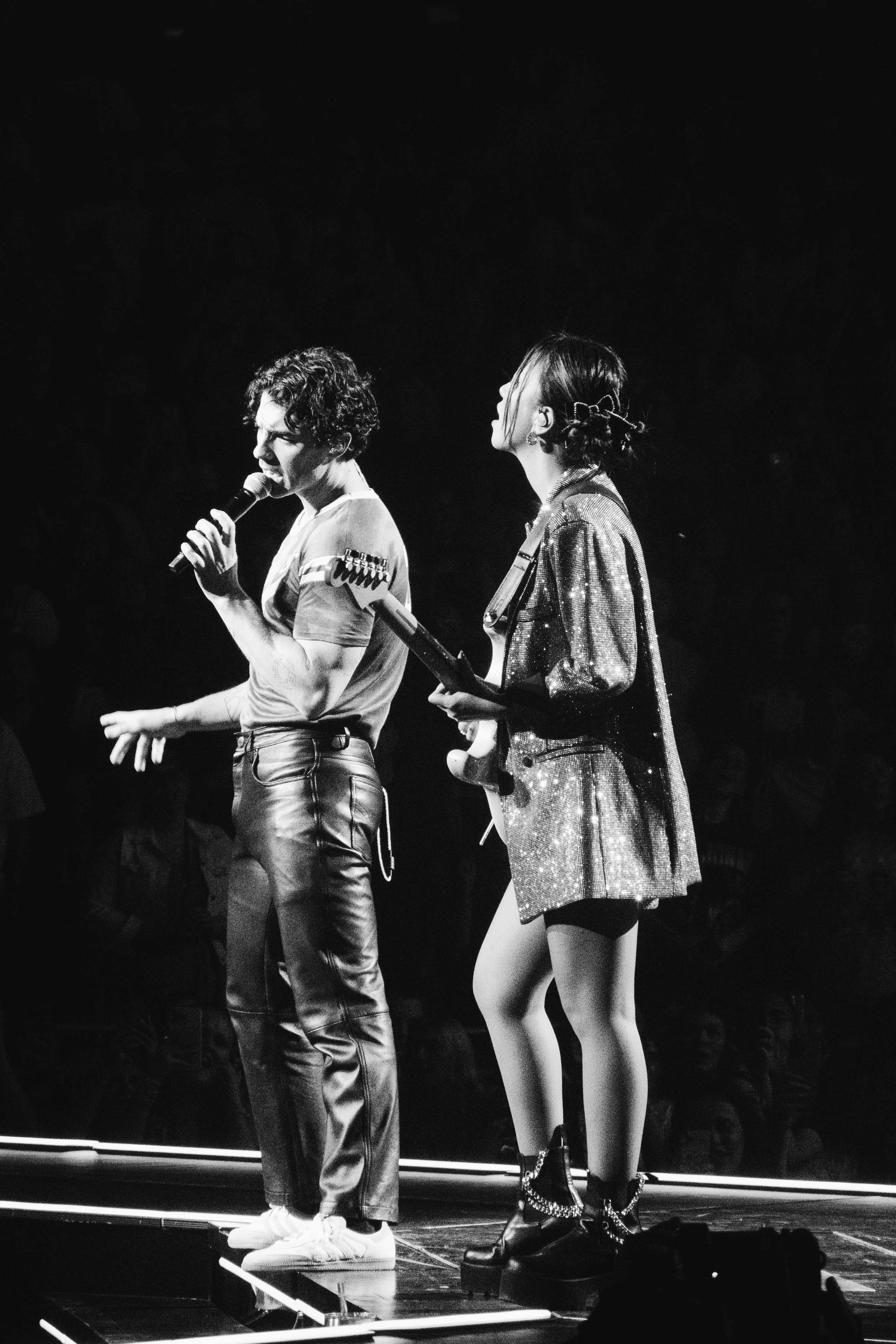 Jonas_Brothers_por_Gabriele_Montresol-41