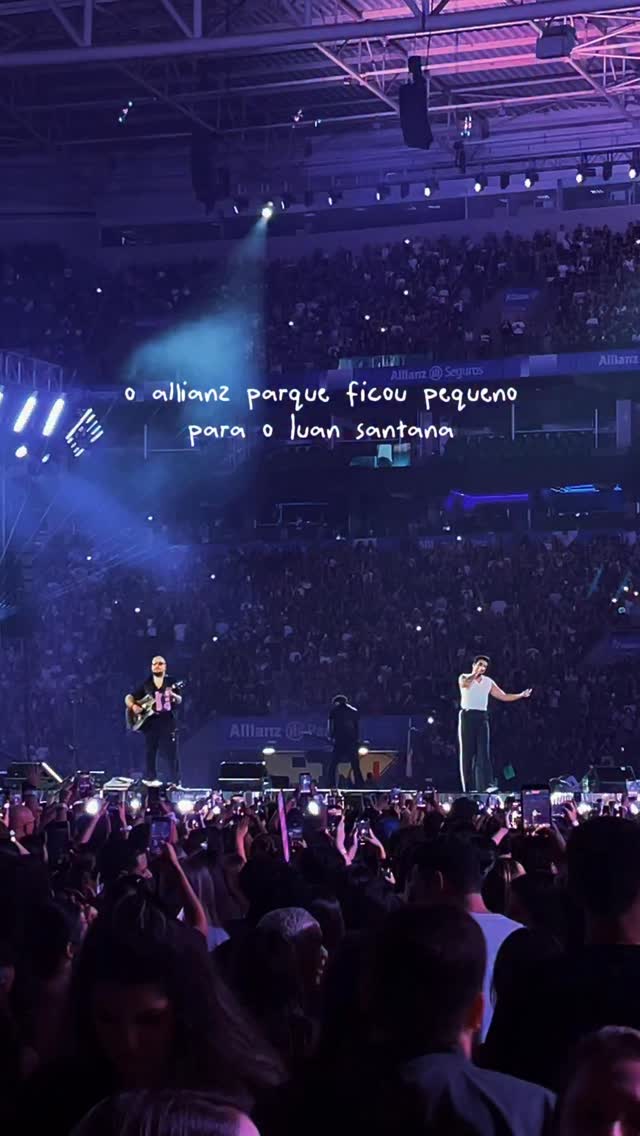 18 anos de carreira e Luan Santana (@luansantana) segue provando por que é um dos artistas mais marcantes da música brasileira! Esse foi um dos momentos do primeiro show da turnê Registro Histórico no Allianz Parque. E hoje tem mais!

A matéria sobre o primeiro dia da turnê já está no nosso site: weinthecrowd.com 🩷