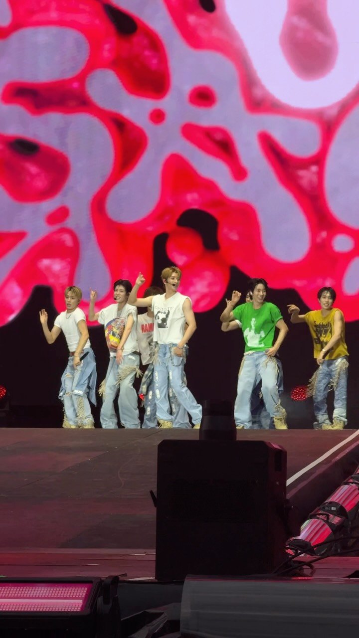 SAUCIN’, SAUCIN’! 🔥 Uma das mais conhecidas do NEXZ tomando conta do Palco Mundo!

#nexz #rockinrio