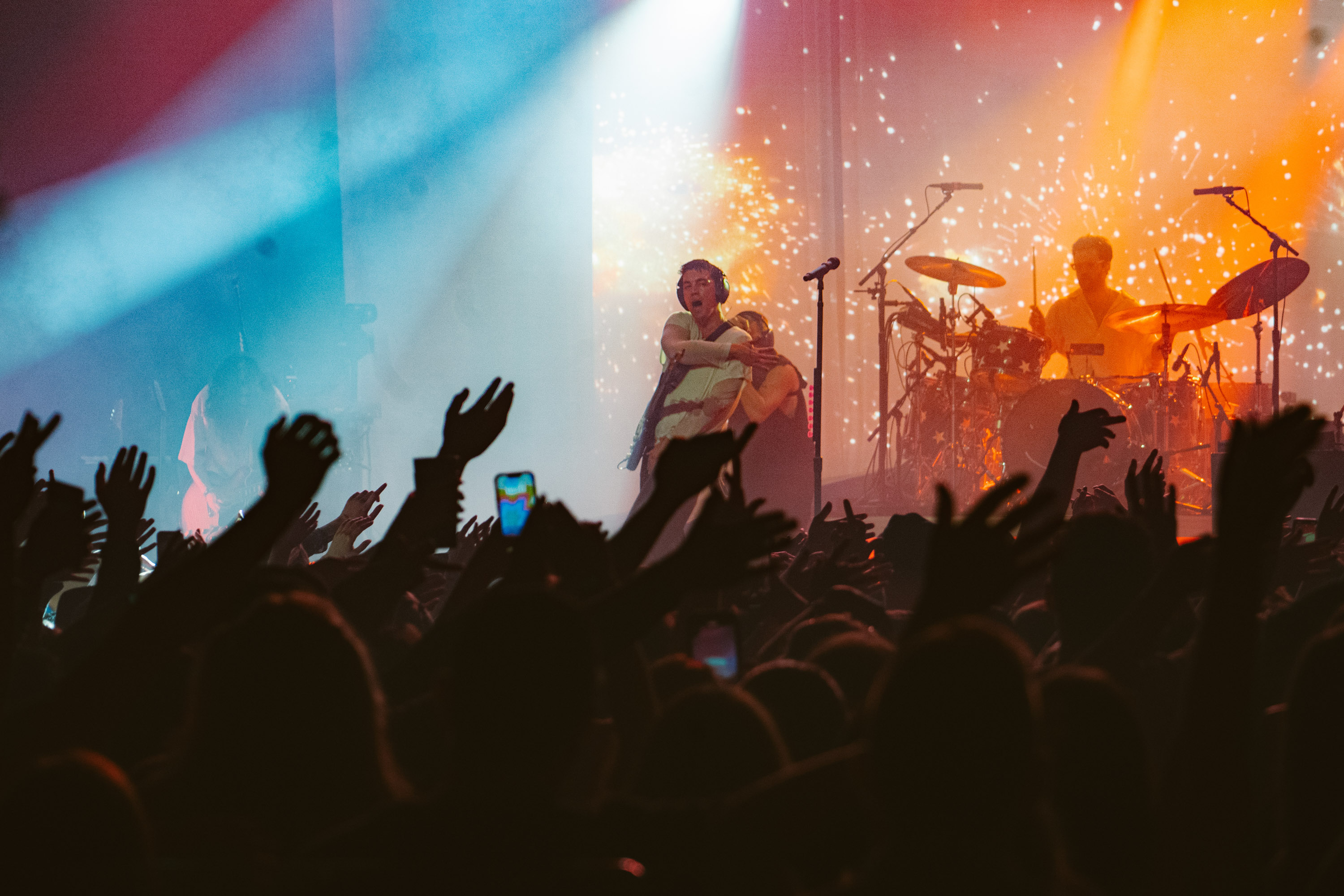 LANY_weinthecrowd-21