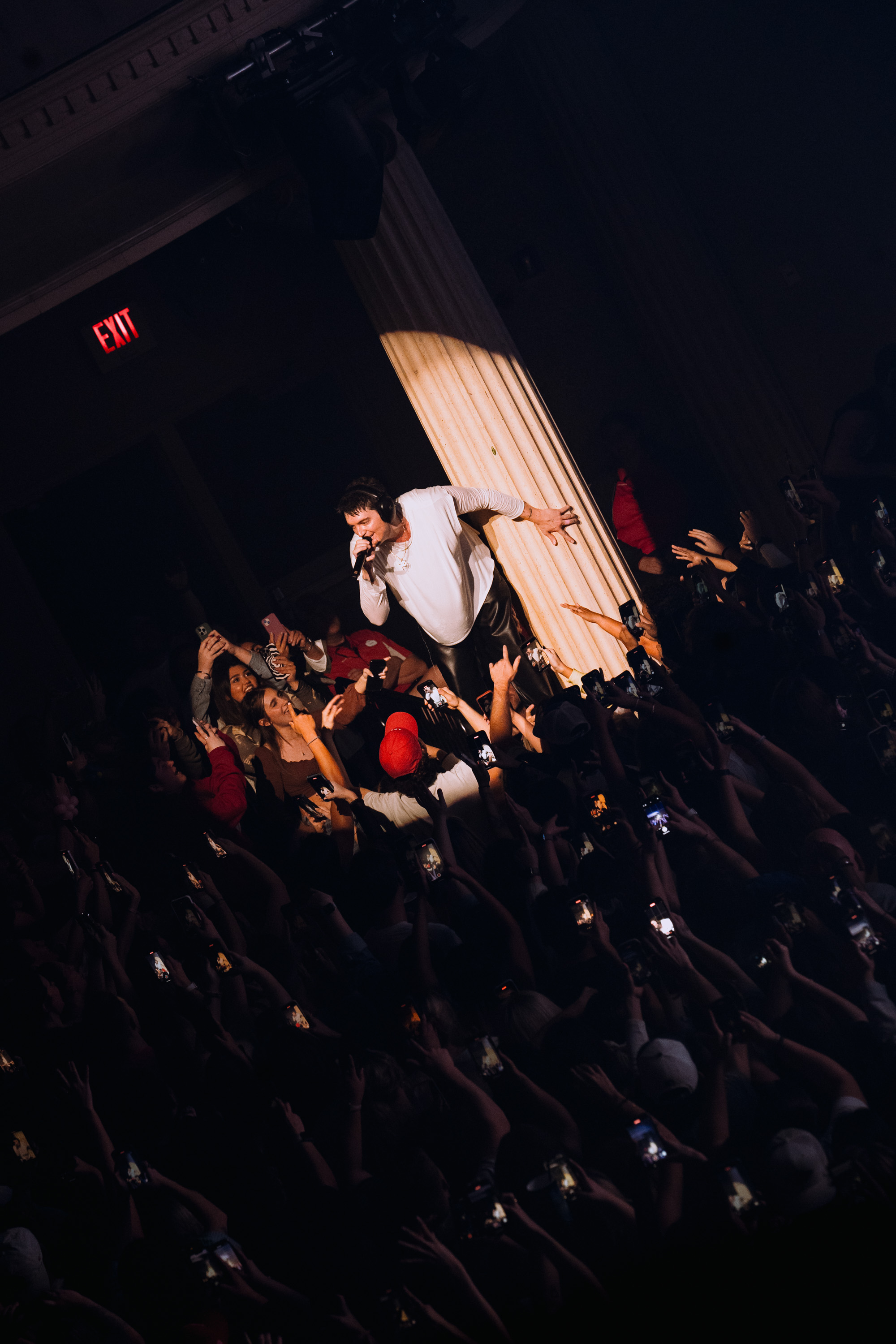 LANY_weinthecrowd-23
